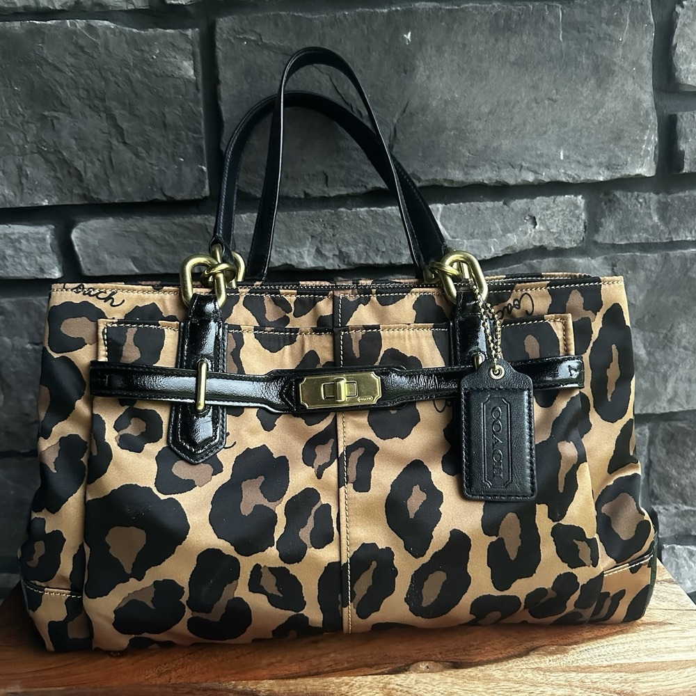 Coach Chelsea Ocelot Jayden Carryall Leopard Print Shoulder Bag Chain Brass Y2K
